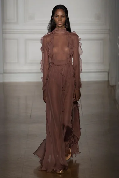 Look 48